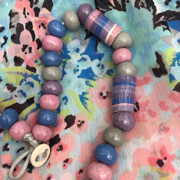 Beautiful vintage hand strung ceramic chunky beaded necklace - Picture 4 of 6